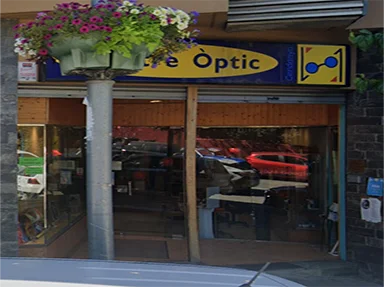 centreopticcerdanya_optica_portada